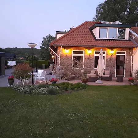 De Maaskei Bed & Breakfast Geulle