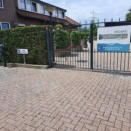 De Maaskei Bed & Breakfast Geulle